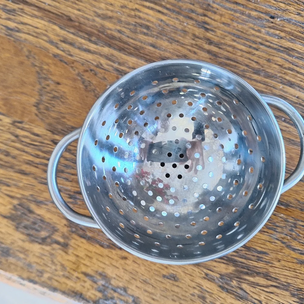 Personal Sized, Mini, Berry Strainer
